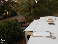 2006 Winnebago Voyage 33V, $ 35,000
