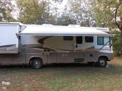 2006 Winnebago Voyage 33V, $ 35,000