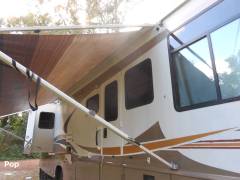 2006 Winnebago Voyage 33V, $ 35,000