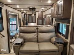 2021 Grand Design Momentum 376THS, $ 79,500