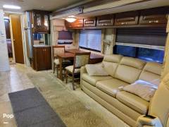 2005 Newmar Kountry Star 3910, $ 50,000