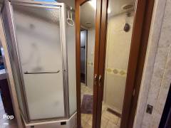 2005 Newmar Kountry Star 3910, $ 50,000