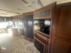 2012 Fleetwood Bounder 33C, $ 48,000