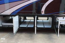 2019 Thor Motor Coach Aria M-3901 Freightliner, $ 193,000