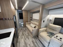 2026 Tiffin Wayfarer 25RW, $ 167,000