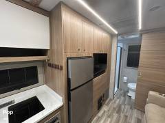 2026 Tiffin Wayfarer 25RW, $ 167,000