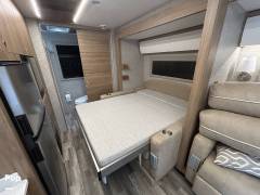 2026 Tiffin Wayfarer 25RW, $ 167,000