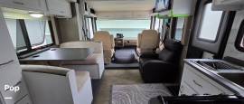 2015 Fleetwood Flair 26D, $ 50,000
