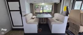 2015 Fleetwood Flair 26D, $ 50,000