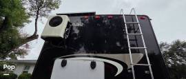 2015 Fleetwood Flair 26D, $ 50,000