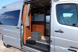 2017 Roadtrek Adventurous CS, $ 88,400