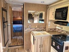 2016 Coachmen Freelander 29KS, $ 44,450
