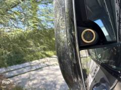 2015 Winnebago Tour 42HD, $ 180,000