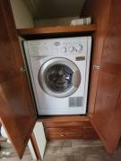 2018 Winnebago Vista LX 35F, $ 77,000