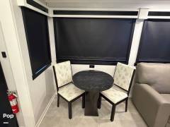 2023 Forest River Riverstone Signature 41RL, $ 117,000