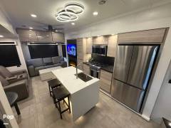 2023 Forest River Riverstone Signature 41RL, $ 117,000