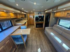 2019 Tiffin Allegro Breeze 33BR, $ 139,000