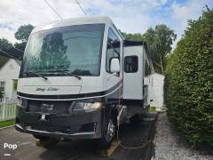 2023 Newmar Bay Star 3124, $ 139,900