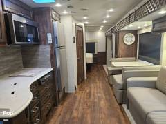 2023 Newmar Bay Star 3124, $ 139,900