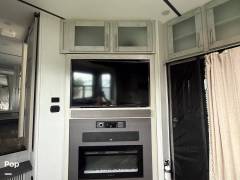 2021 Keystone Fuzion 424, $ 55,750