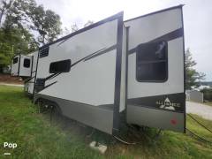 2022 Alliance RV Avenue 32RLS, $ 42,800