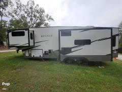 2022 Alliance RV Avenue 32RLS, $ 42,800