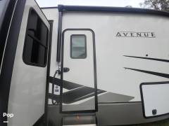2022 Alliance RV Avenue 32RLS, $ 42,800