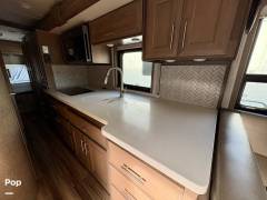 2022 Thor Motor Coach Palazzo 33.6, $ 188,000