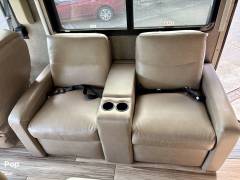 2022 Thor Motor Coach Palazzo 33.6, $ 188,000