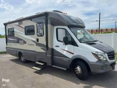 2018 Winnebago Navion 24V, $ 52,500