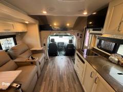 2021 Tiffin Wayfarer 25RW, $ 109,000