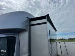 2021 Tiffin Wayfarer 25RW, $ 109,000