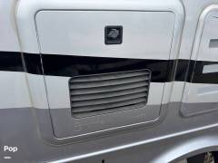 2021 Tiffin Wayfarer 25RW, $ 109,000