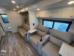 2021 Tiffin Wayfarer 25RW, $ 109,000