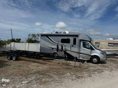 2021 Tiffin Wayfarer 25RW, $ 109,000