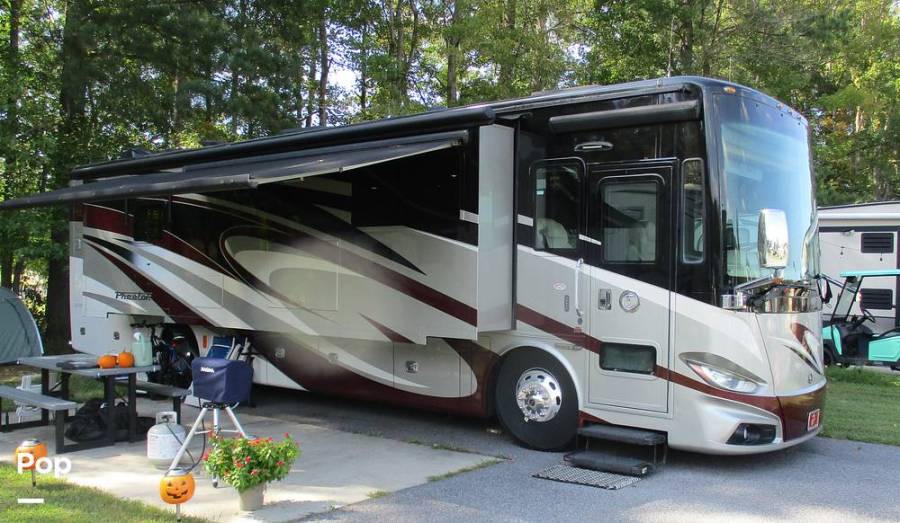 2018 Tiffin Phaeton 37BH, $ 199,995