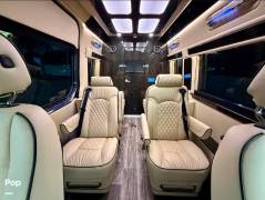2023 Midwest Daycruiser DC-B, $ 128,900