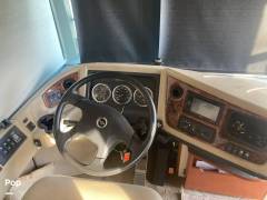 2010 Fleetwood Discovery 40G, $ 75,600