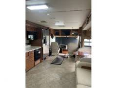 2010 Fleetwood Discovery 40G, $ 75,600