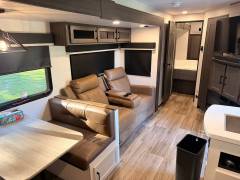 2026 Venture RV SportTrek STT343VBH, $ 61,200