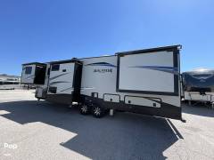 2018 Keystone Avalanche 380FL, $ 39,950