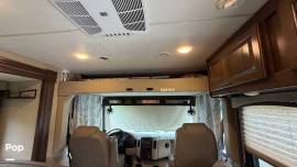 2018 Thor Motor Coach Hurricane 27B, $ 55,500
