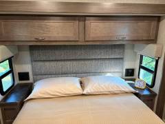 2022 Winnebago Adventurer 35F, $ 135,000