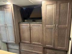 2022 Winnebago Adventurer 35F, $ 135,000