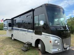 2022 Winnebago Adventurer 35F, $ 135,000