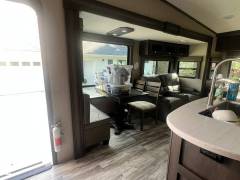 2022 Grand Design Reflection 337RLS, $ 47,800