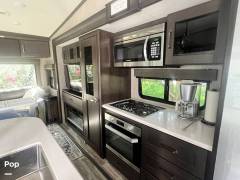 2022 Grand Design Reflection 337RLS, $ 47,800