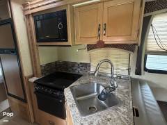 2018 Thor Motor Coach Chateau 28Z, $ 61,200
