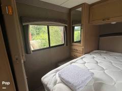 2018 Thor Motor Coach Chateau 28Z, $ 61,200