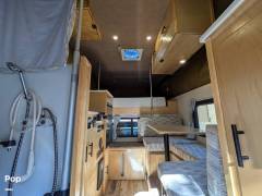 2026 Phoenix Phoenix Pop Up L2 Custom Black Diamon, $ 73,000